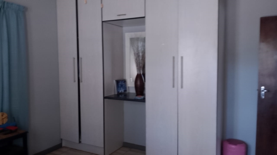 4 Bedroom Property for Sale in Kuruman Northern Cape